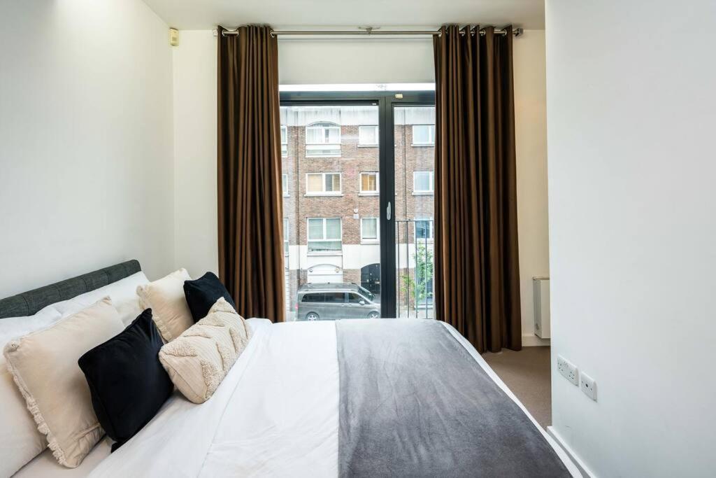 런던 Chic And Spacious Flat Near Bond Street 아파트 외부 사진