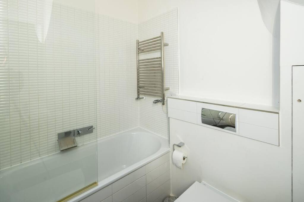 런던 Chic And Spacious Flat Near Bond Street 아파트 외부 사진